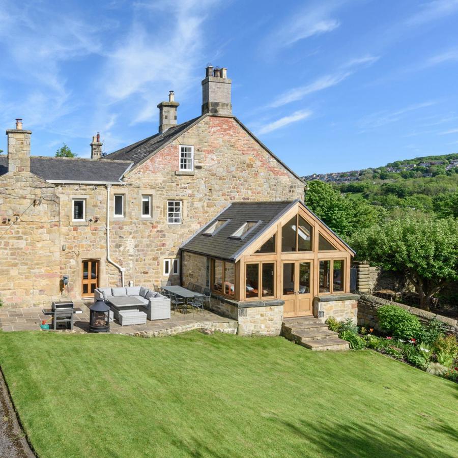 10 Bed Stunning House In Village, With Hot Tub Ovingham Exterior photo