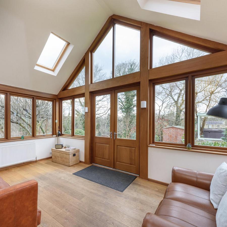 10 Bed Stunning House In Village, With Hot Tub Ovingham Exterior photo