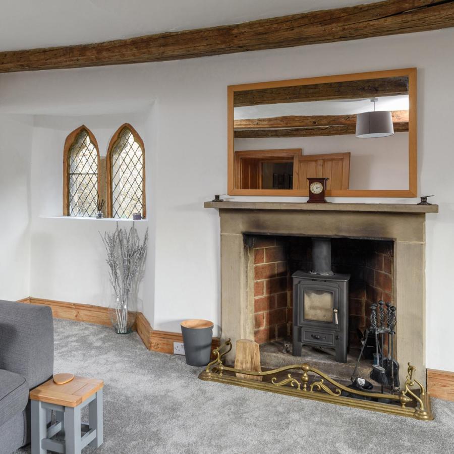 10 Bed Stunning House In Village, With Hot Tub Ovingham Exterior photo