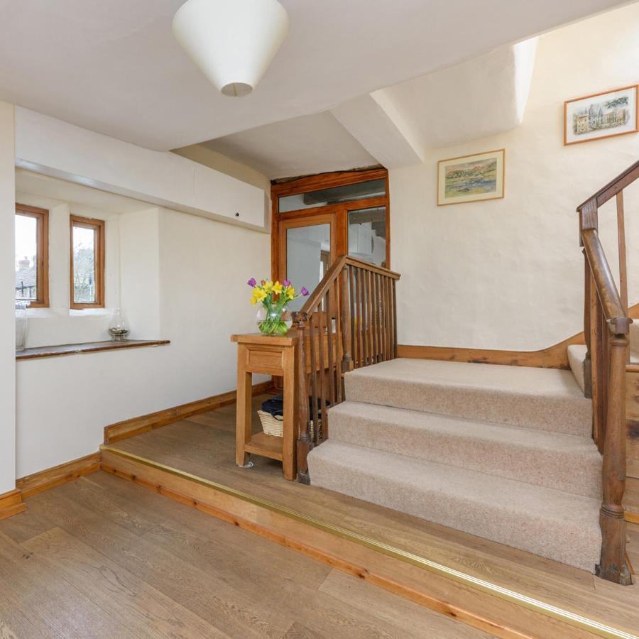 10 Bed Stunning House In Village, With Hot Tub Ovingham Exterior photo