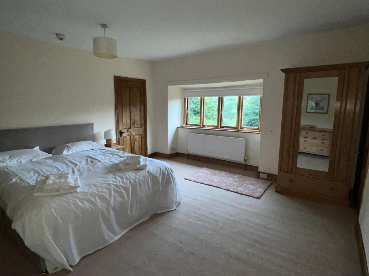 10 Bed Stunning House In Village, With Hot Tub Ovingham Exterior photo